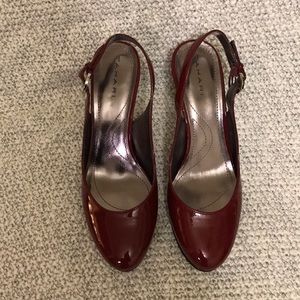 TAHARI TA-CAROLYN Ruby Red Sling Back Heels